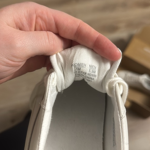 Madewell white low top shoe size 7 - Picture 5 of 5